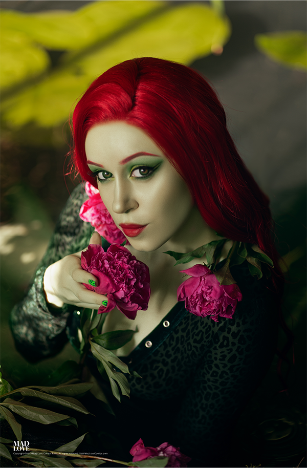 AD007a Ivy Cosplay