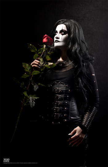 Crow Cosplay